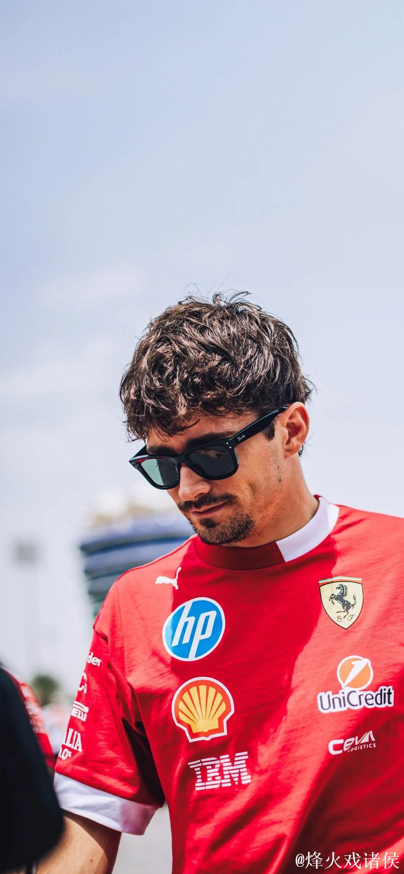 F1巴林站排位赛:皮亚斯特里夺得杆位,拉塞尔和安东内利遭处罚 F1巴林站排位赛:皮亚斯特里夺得杆位,拉塞尔和安东内利遭处罚